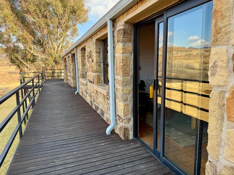 9 Bedroom Property for Sale in Clarens Free State